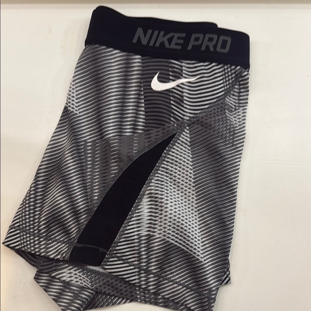 Nike Pro Dynamic Black and Gray Shorts